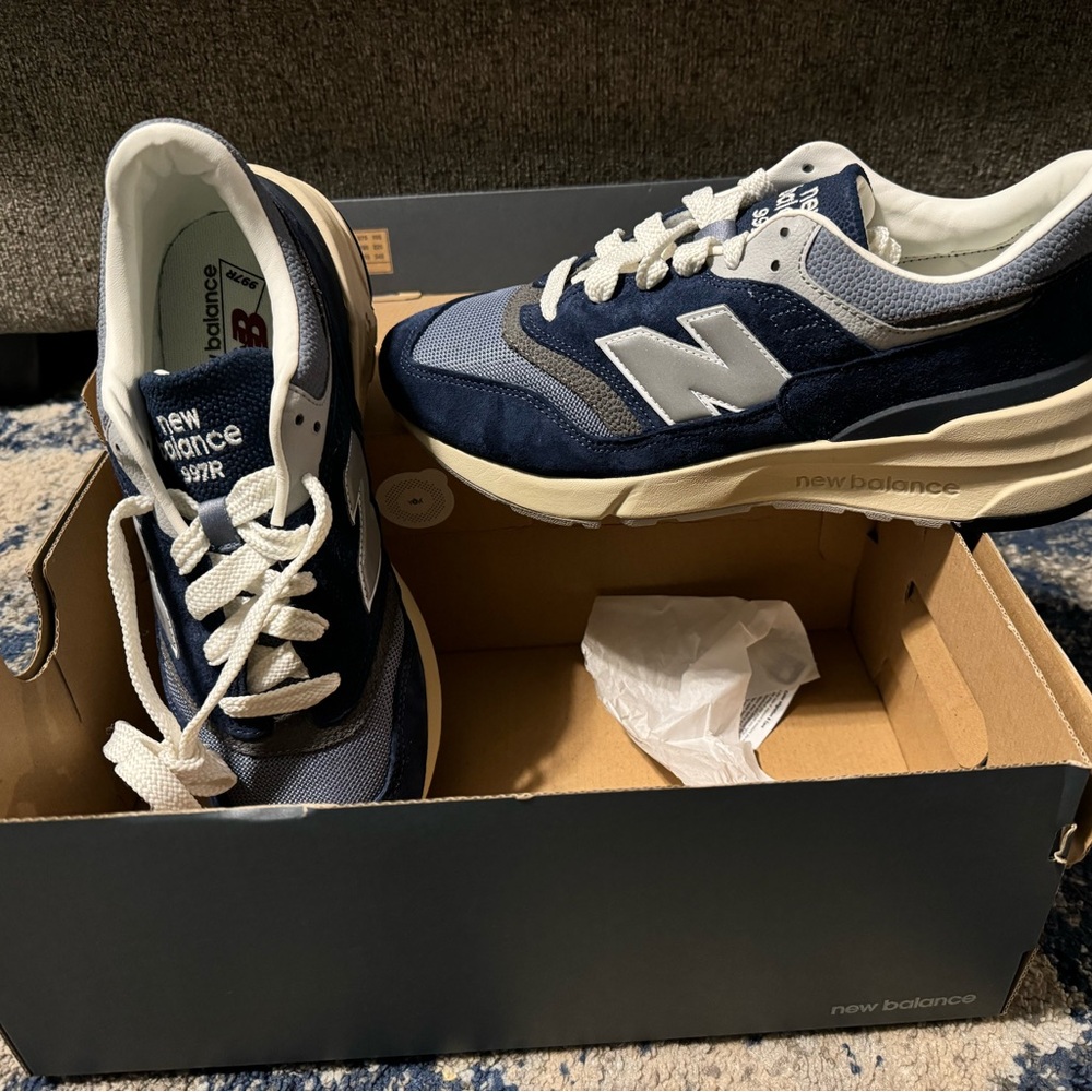 New Balance 997R sneakers
